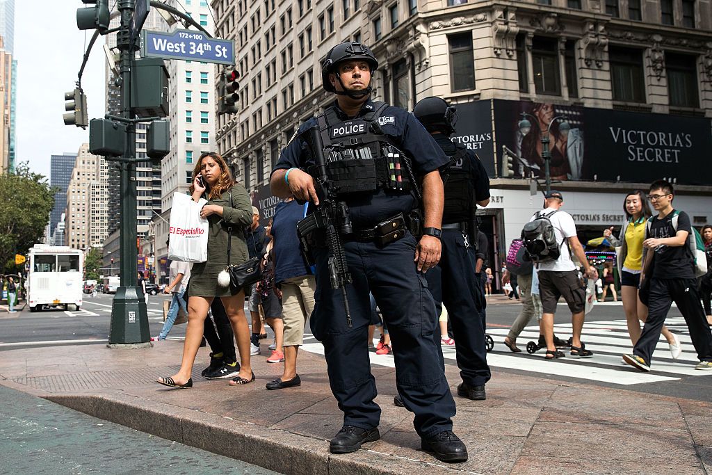NYPD in midtown (Getty Images)